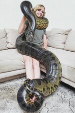 anaconda-the-biggest-snake-on-earth-0b19b644-4da8-4a4e-a959-a3e4d2f4a229.jpg