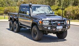 2019-toyota-land-cruiser-6x6-will-dominate-any-outback-and-easily-haul-a-load_20.jpg