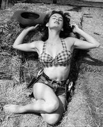 B Movie babe Mona Knox, 1955.jpg