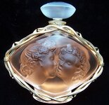 Rare lalique Le Baiser 3_3 Oz.jpg