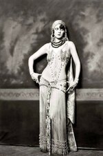 Marion Benda, Ziegfeld Follies, 1925.jpg