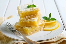 lemon-squares-phpe4q9gm.jpg