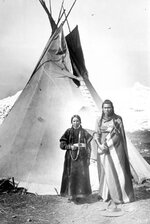 Nez Perce Couple - 1900_.jpg