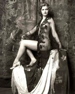 Drusilla Strain, Highest paid 'Follies'Gal 1931.jpg