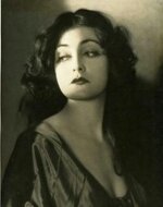 _American Actress Eve Southern. Circa 1920's.jpg