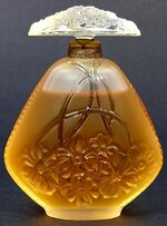 Lalique Perfume Bottle c 1912.jpg